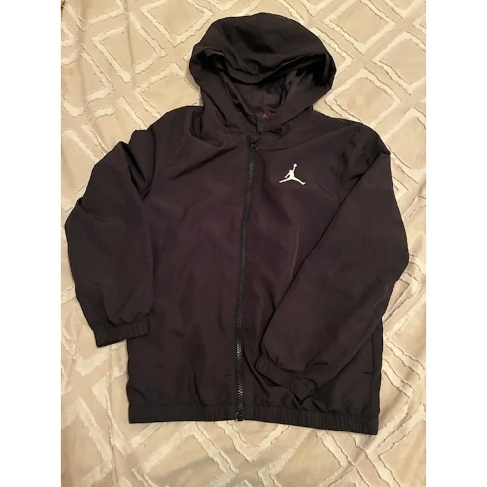 Jordan Boys Dri-FIT Windbreaker Jacket Black Hooded Jumpman C720-023 Size S 8-10